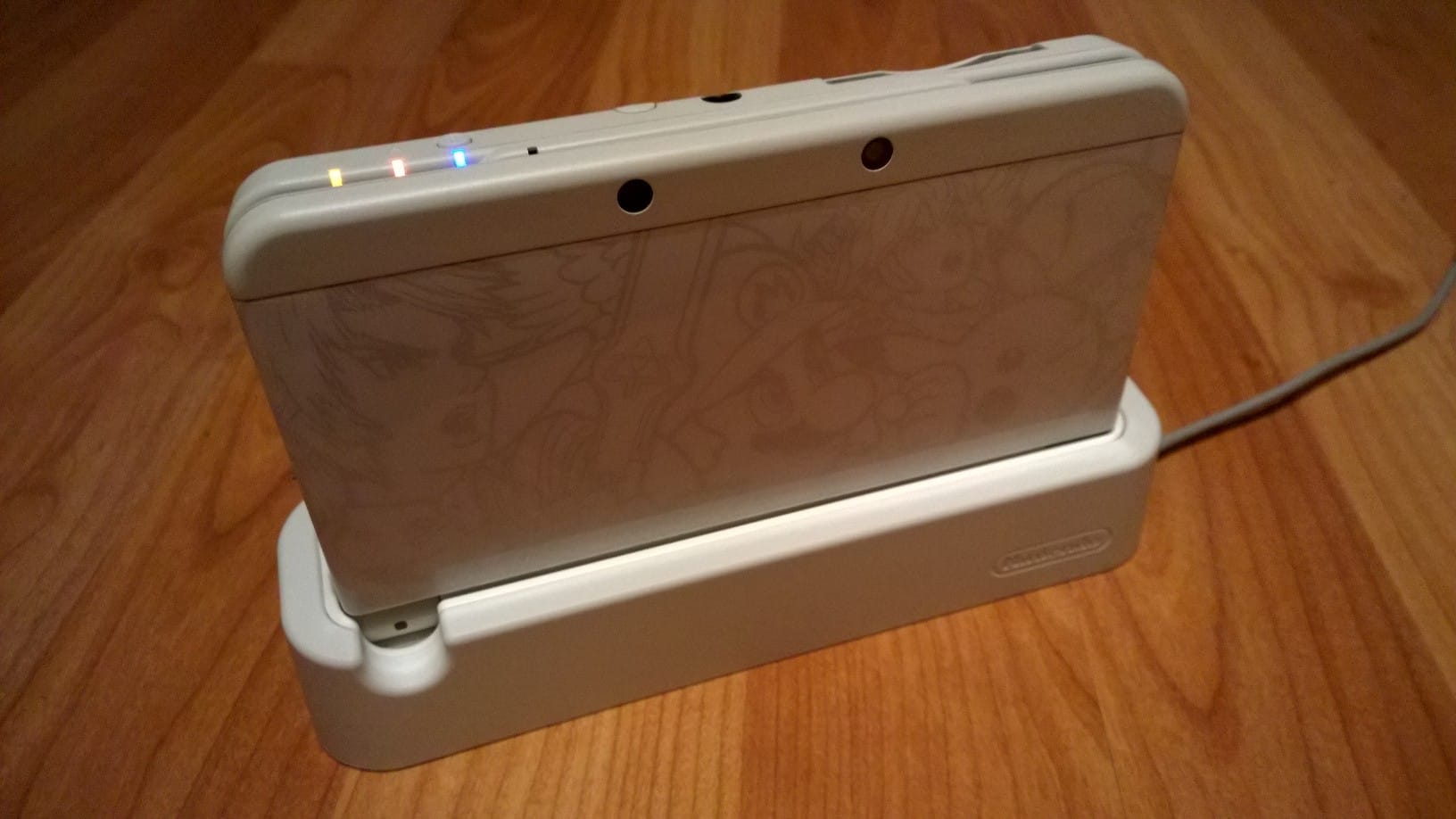 new-nintendo-3ds-ambassador-edition-photo-16.jpg
