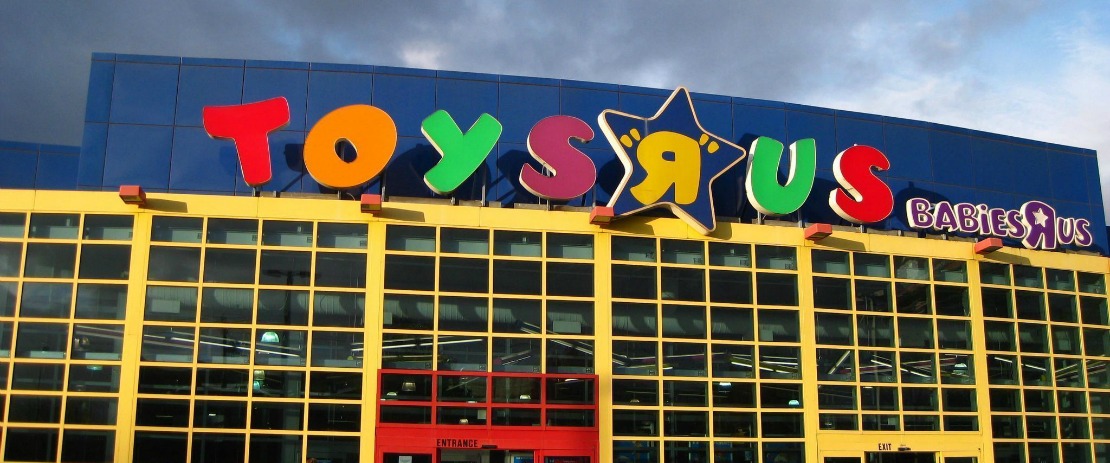 toys-r-us-store