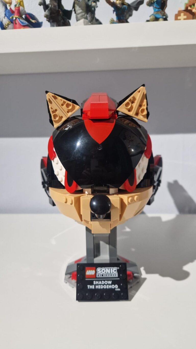 lego shadow the hedgehog photo 1