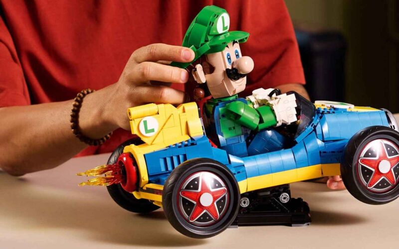 lego mario kart luigi and mach 8 review banner